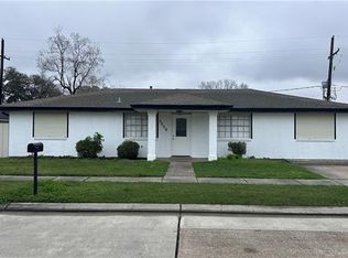 3009 Mumphrey Rd, Chalmette, LA 70043