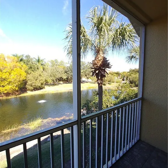 20140 Estero Gardens Cir #204 — Photo 13