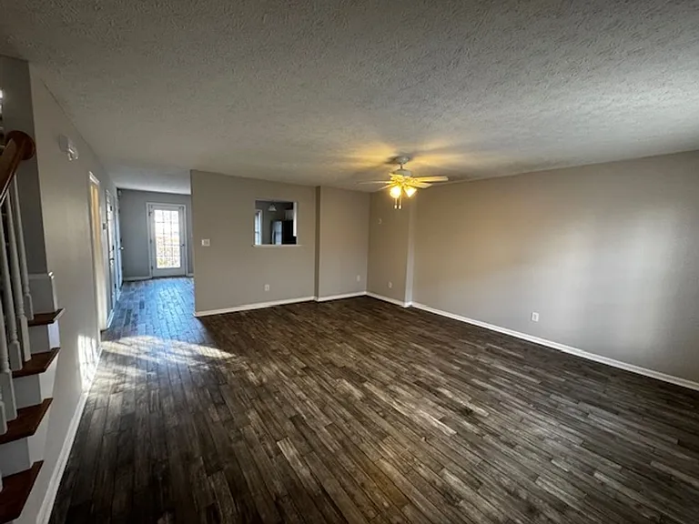 239 Northwynd Cir — Photo 4