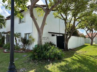 1401 SW 124th Ct #E-9, Miami, FL 33184