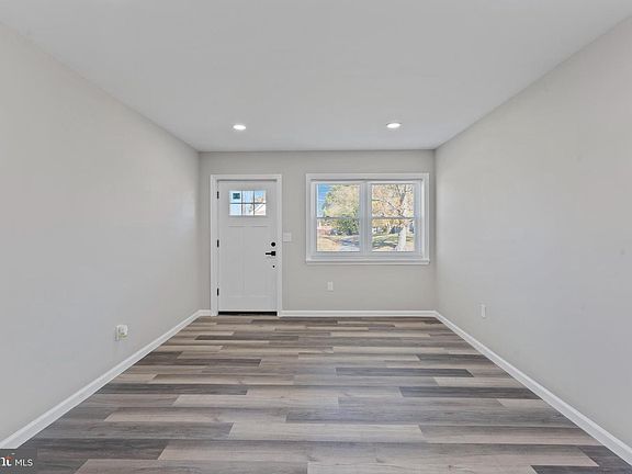 4th image of 215 Sykes Rd