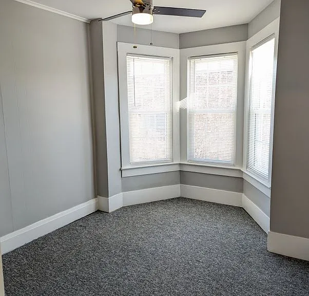 5486 Broadway St — Photo 13