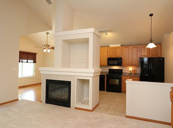 2nd image of 352 New Haven Dr