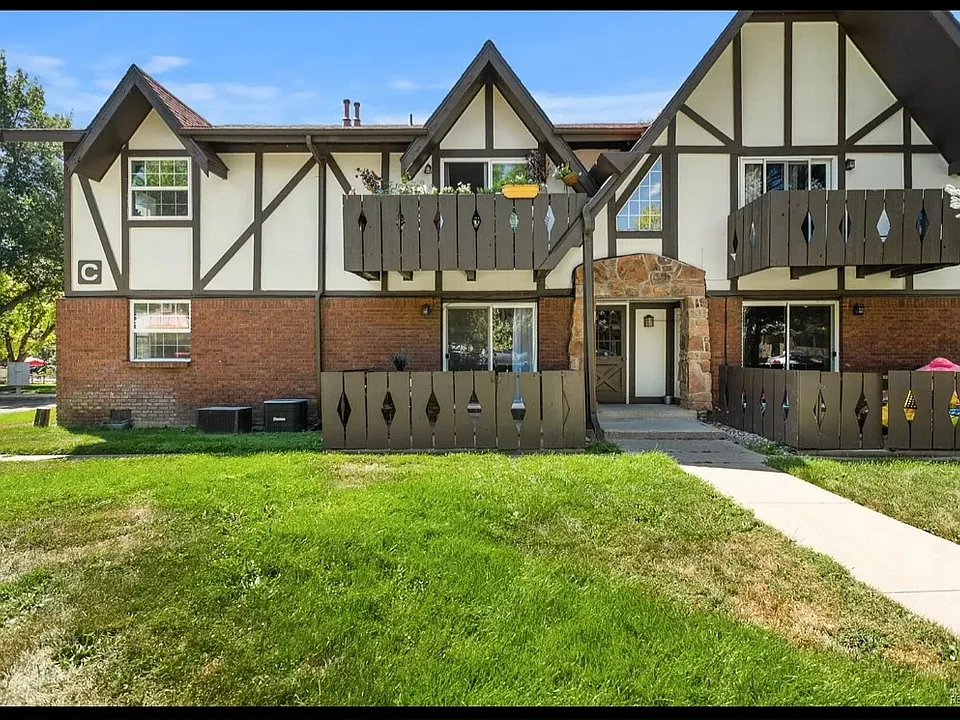 3250 Oneal Cir #C10
