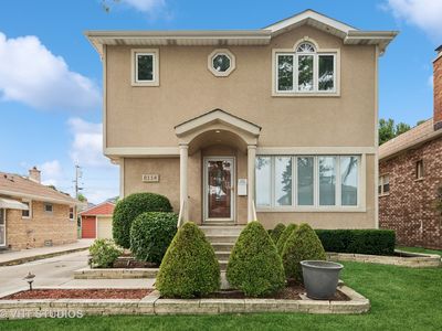 8114 N Ottawa Ave, Niles, IL, 60714