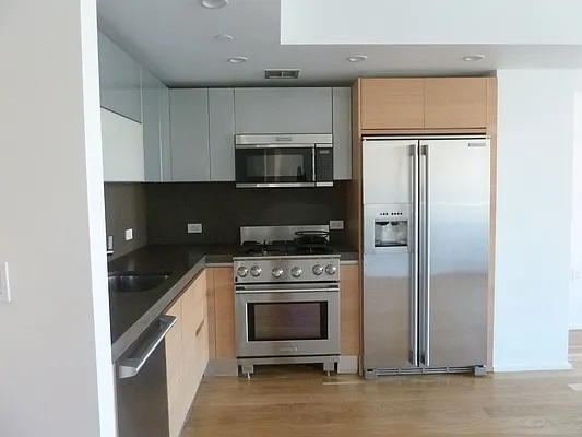 Rented by Compass | media 16