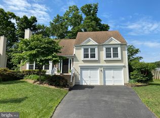 7806 Blue Jasmine Ct, Springfield, VA 22153