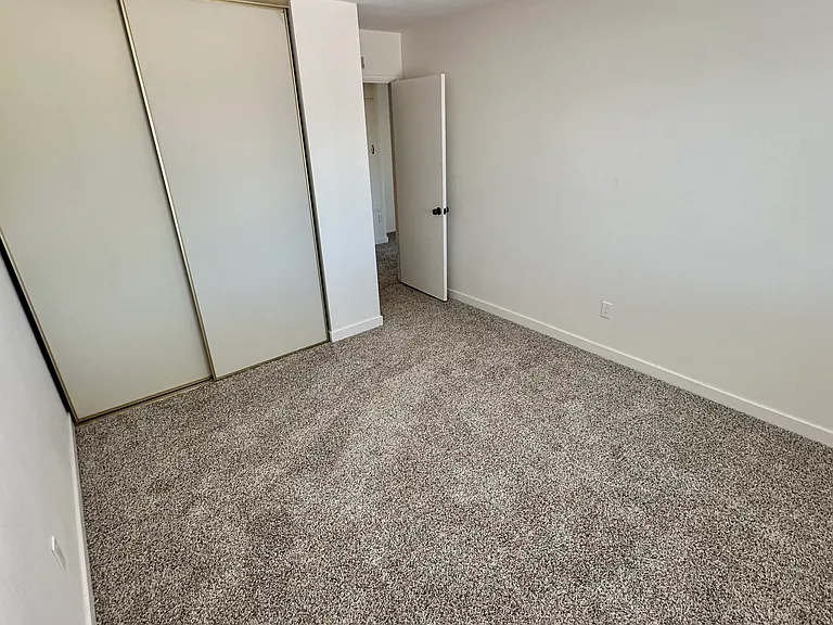 6566 Ridge Manor Ave — Photo 18