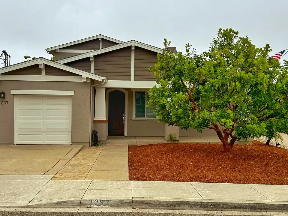 1097 Buena Vista Way