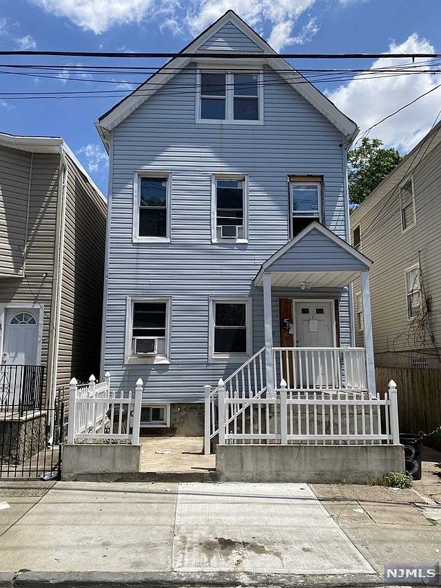 3 Graham Ave, Paterson, NJ 07524 Zillow