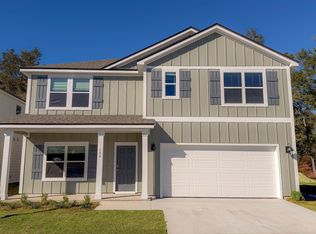 199 Needle Thrush Cir, Crawfordville, FL 32327