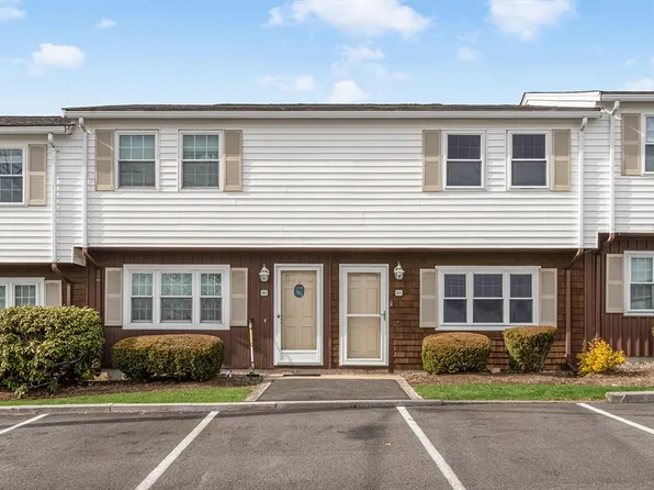 5 Al Pace Dr #H, North Attleboro, MA 02760