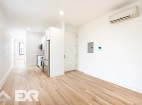 847 Knickerbocker Ave, Brooklyn, NY