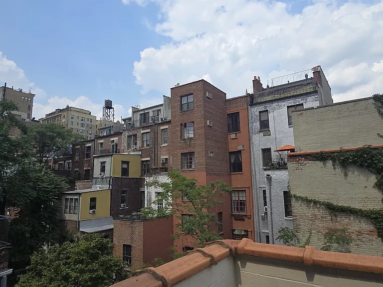 127 W 75th St #3R — Photo 8