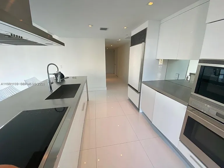 495 Brickell Ave #2902 — Photo 7