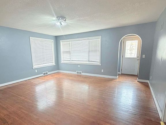 4th image of 116 Kenzy St