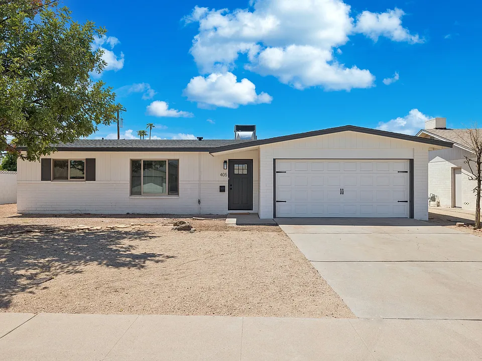 405 E La Jolla Dr