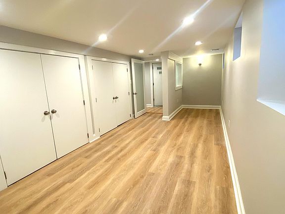 4th image of 431 S Huntington Ave #B