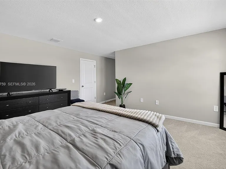 220 Raspberry Rd — Photo 24