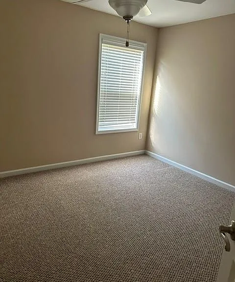 4635 Granby Cir — Photo 18