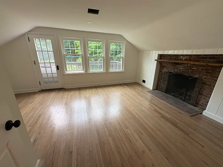 859 Main St — Photo 9