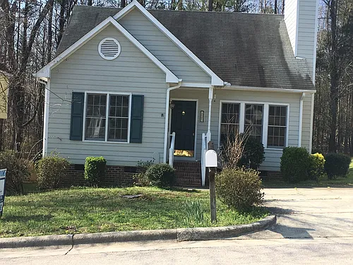 717 Saint Catherines Dr Photo 1