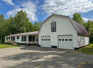 722 S Chester Rd, Lincoln, ME 04457