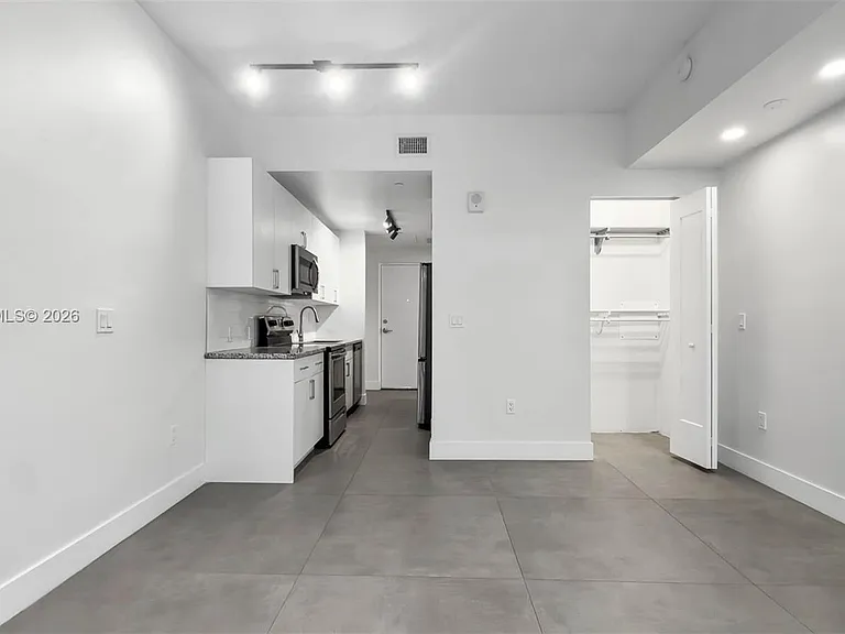 1536 NW 15th Ave #303 — Photo 9