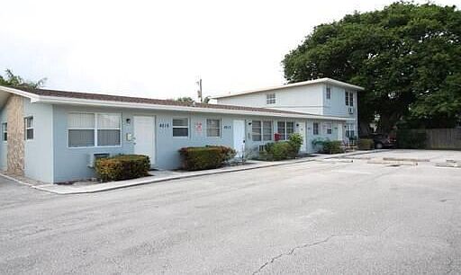 1st image of 4207 S Olive Ave #4209