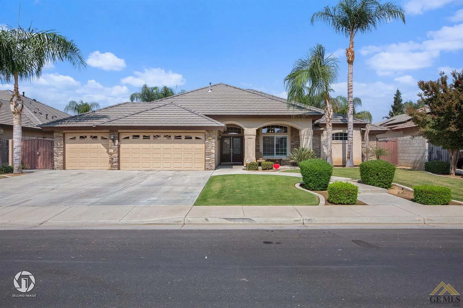 11314 Silver Crown Ave photo 1