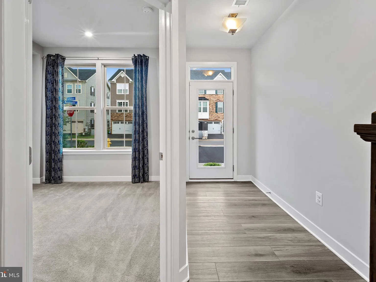 3 bed, 3.5 bath, 1920 sqft, $3,000 — Photo 4