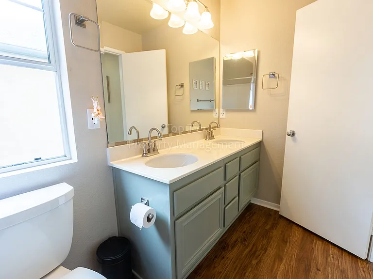 317 Spring Canyon Way — Photo 23