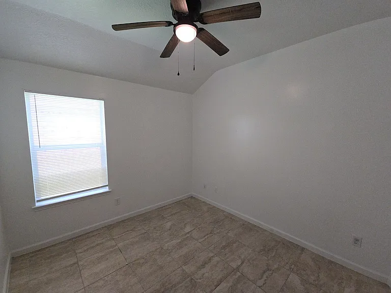1306 Squire Dr — Photo 14