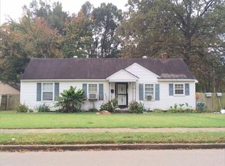 4445 Boyce Rd, Memphis, TN 38117