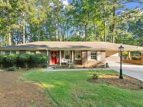 4120 Red Oak Dr, Powder Springs, GA 30127