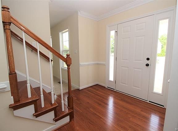 5th image of 712 Stone Throw Ct