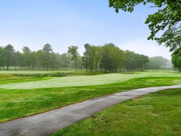 6 Choate Ln, Ipswich, MA 01938