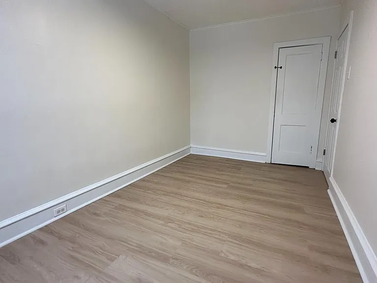 3750 L St — Photo 17