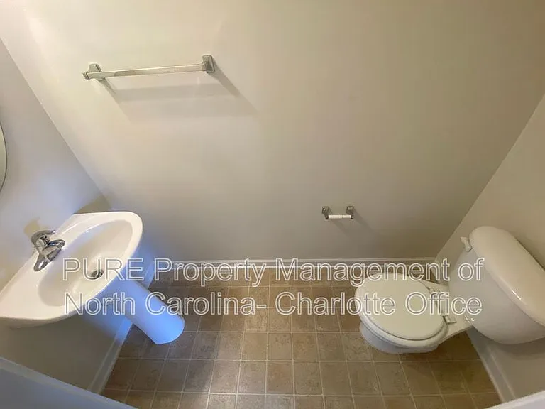 304 Hancock Union Ln — Photo 9