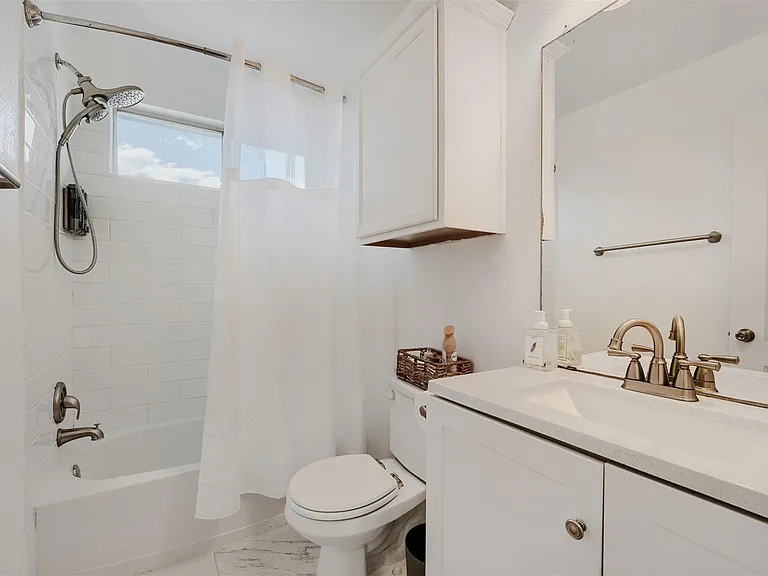 12116 Walter Vaughn Dr — Photo 21