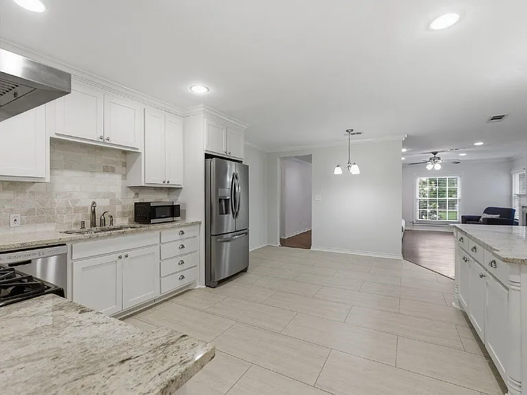 2725 Ryan Place Dr — Photo 13