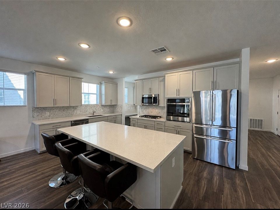 1st image of 2555 Hampton Rd Unit 4205