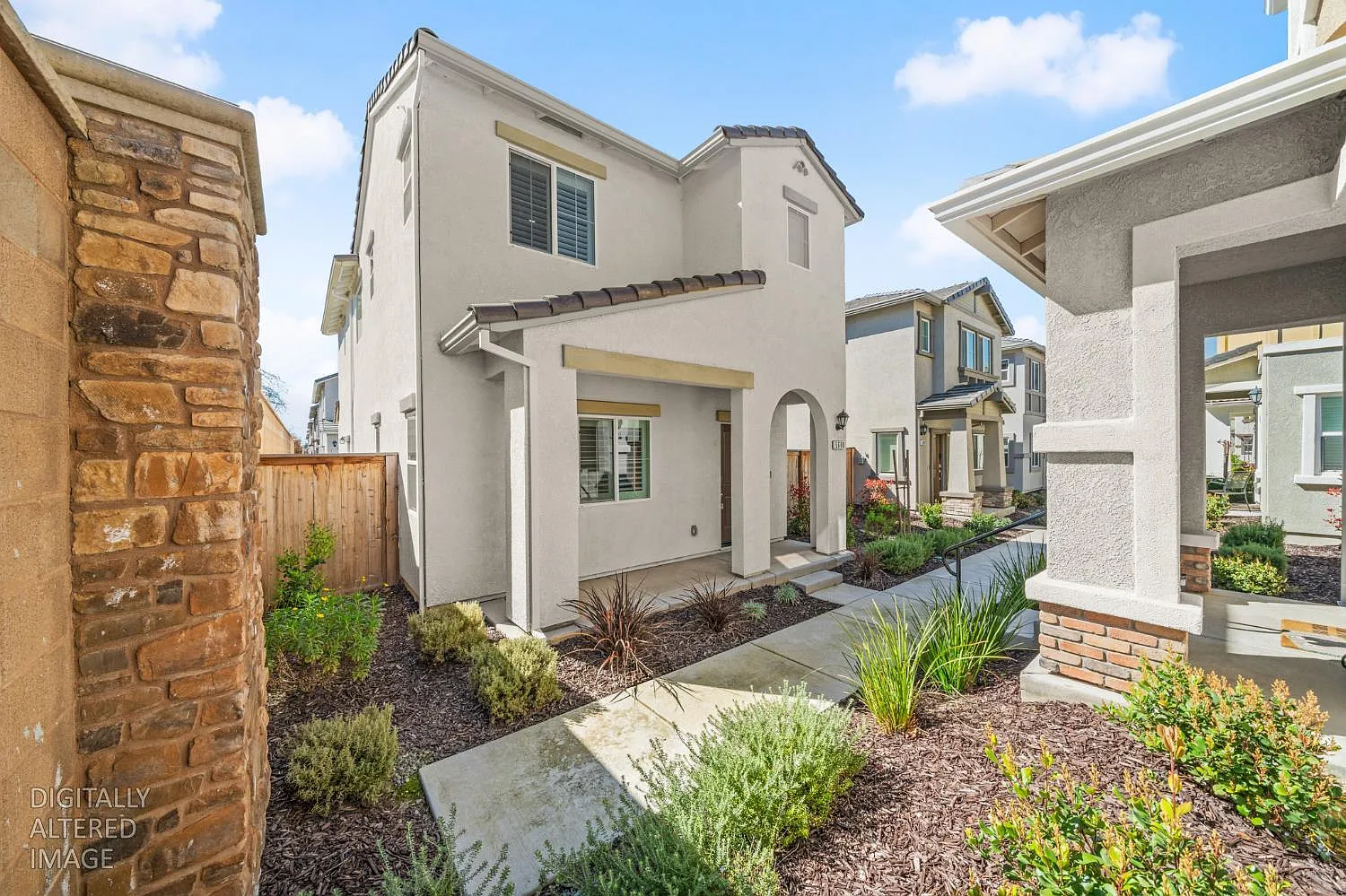 5600 Molino Cir photo 1