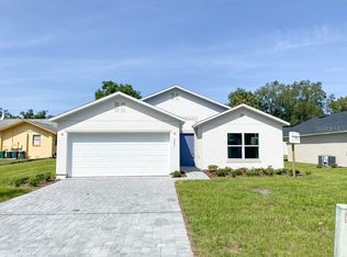 1531 N Orange St, Mount Dora, FL 32757