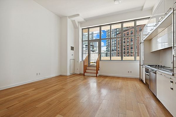 1st image of 27-28 Thomson Ave #623