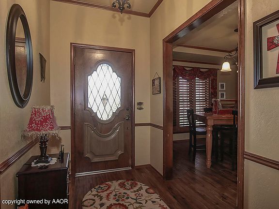 3rd image of 7101 Birkshire Dr