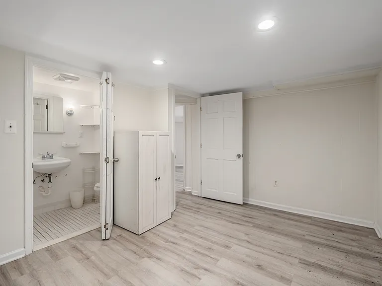 1707 Kilbourne Pl NW — Photo 11