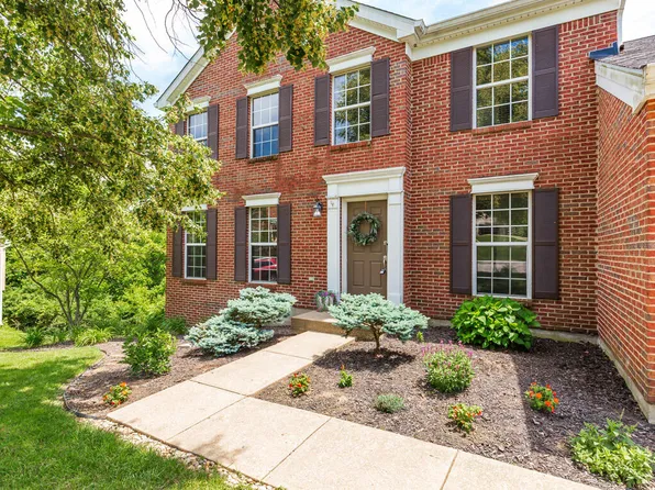 1967 Crescent Ter, Crescent Springs, KY 41017