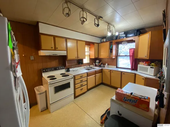 2405 S Crawford St, Bellevue, NE 68005