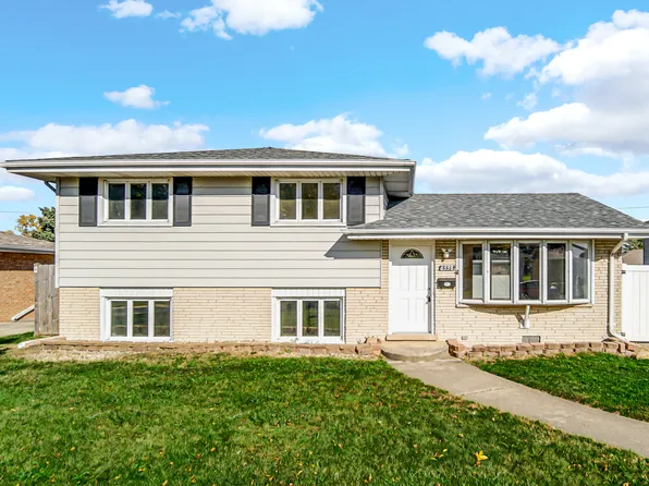 6538 106th Pl, Chicago Ridge, IL 60415